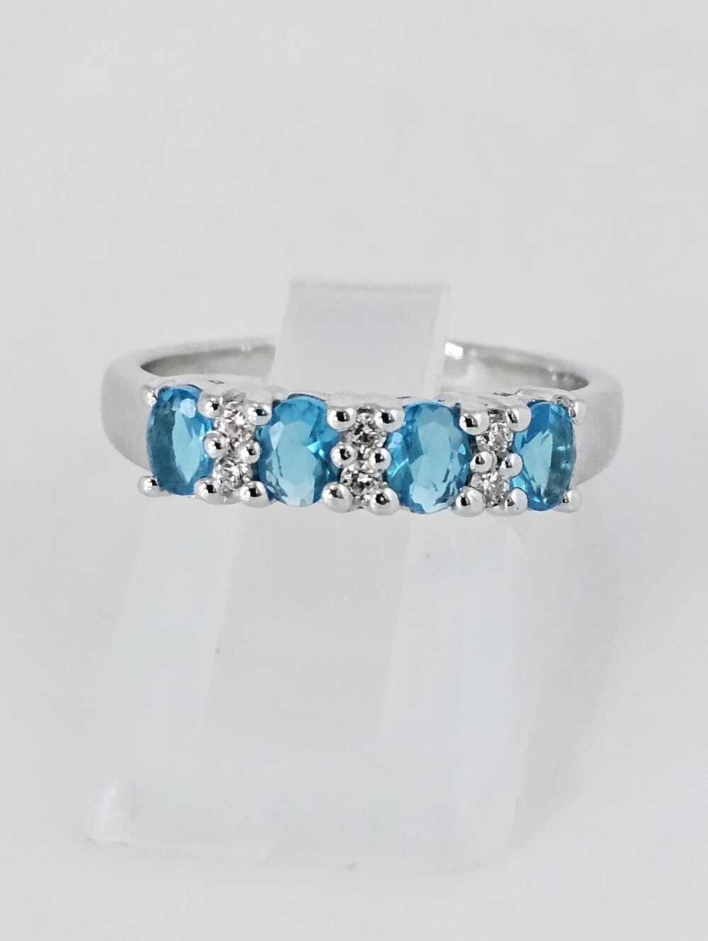 Natural Swiss Blue Topaz & White Zircon Ring Sterling Silver Size 7!